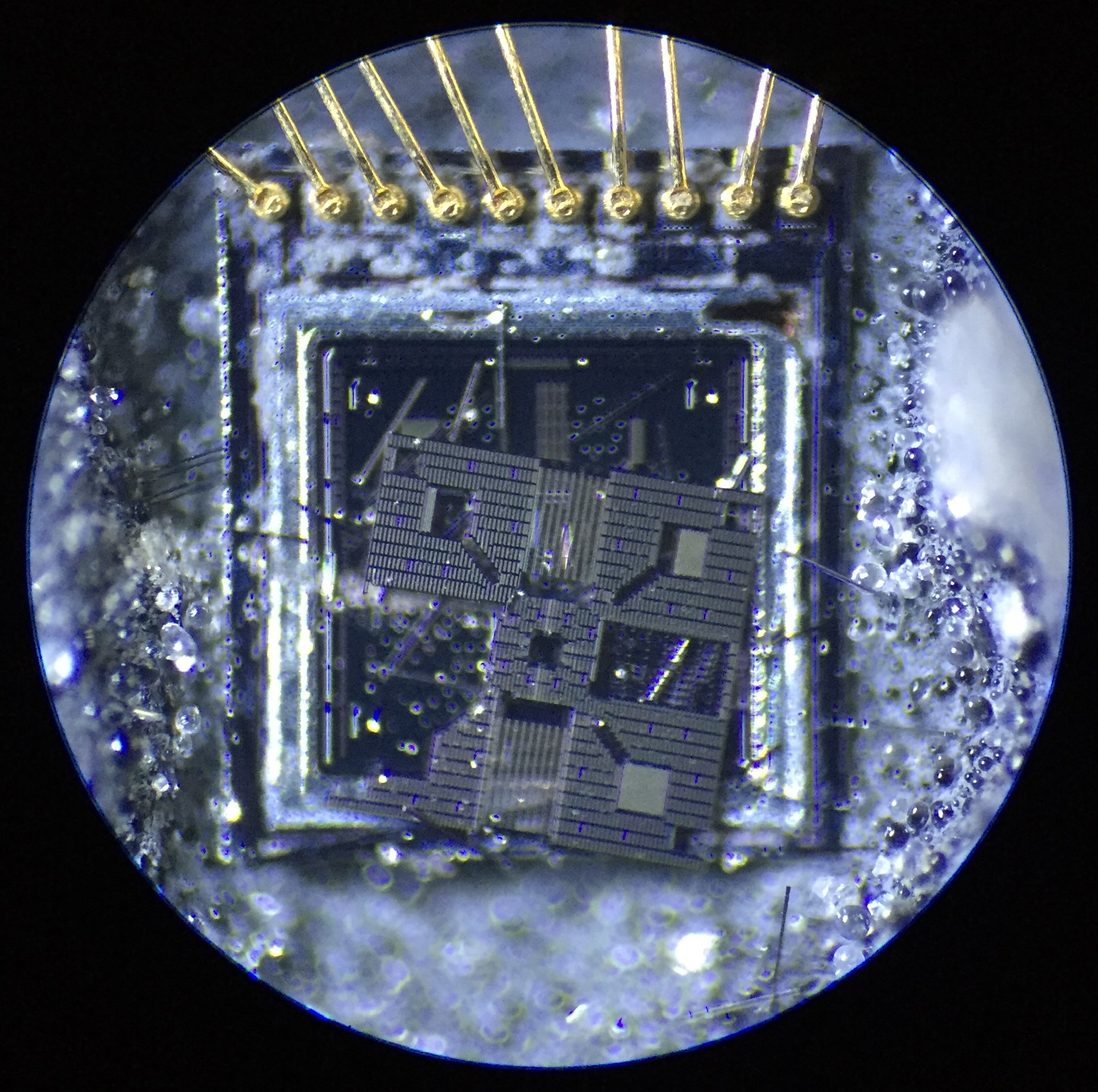 Micro: ADXL345 accelerometer, destroyed during delidding