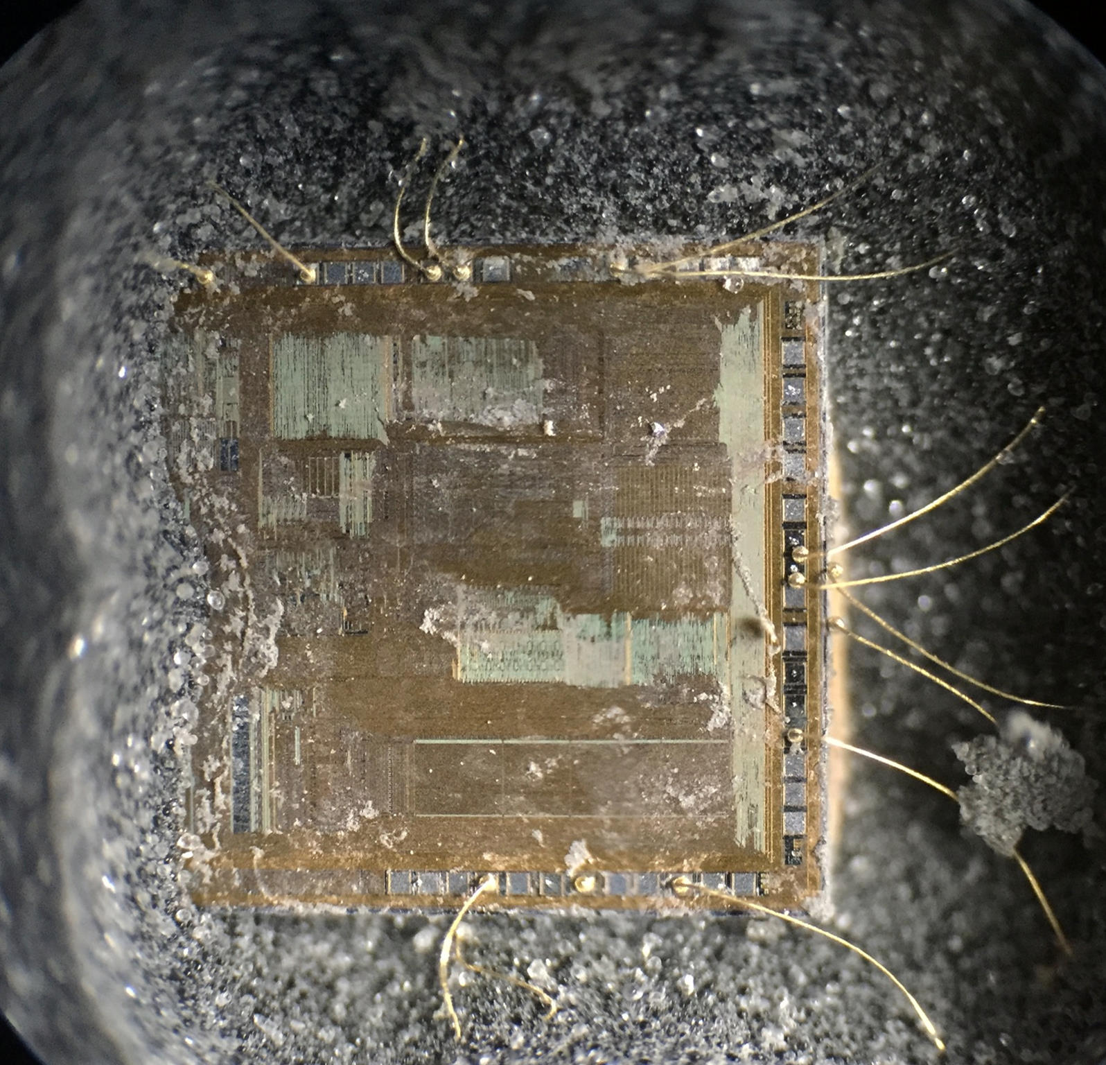 Damaged bonds in IC through precise drilling+nitric+acetone syringe